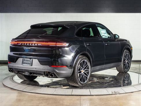 New 2026 Porsche Cayenne Coupe image 9