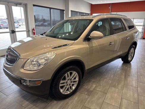Used 2008 Buick Enclave CX w/ Driver Confidence Package image 5