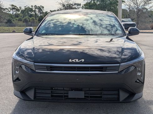New 2026 Kia K4 LX FWD image 3