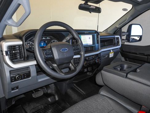 New 2026 Ford F250 XL w/ FX4 Off-Road Package AWD/4WD image 23