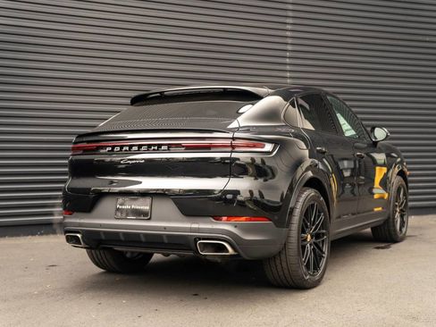 New 2026 Porsche Cayenne Coupe AWD/4WD image 11