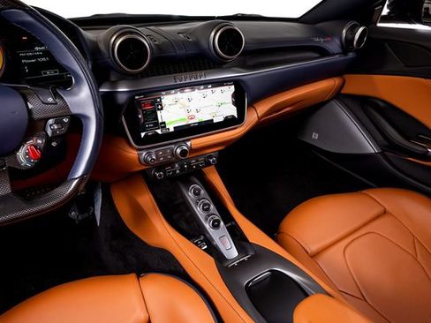Certified 2022 Ferrari Portofino M RWD image 33