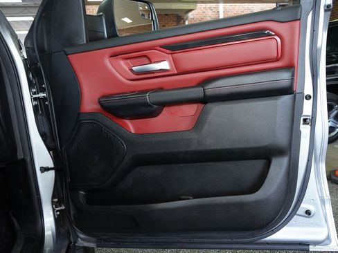 Used 2019 RAM 1500 Rebel image 12