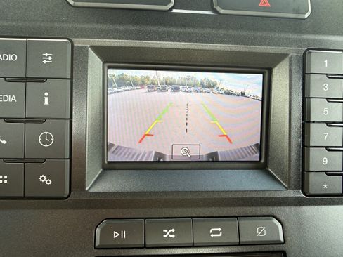 Used 2022 Ford F250 XL w/ Power Equipment Group AWD/4WD image 24