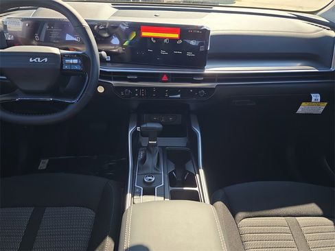 New 2026 Kia Sorento LX image 16