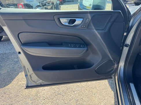 Used 2021 Volvo XC60 T5 Inscription w/ Protection Package Premier AWD/4WD image 11