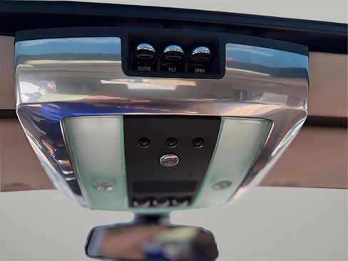 Used 2006 Rolls-Royce Phantom Sedan RWD image 79
