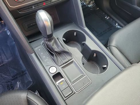 Certified 2023 Volkswagen Atlas SE FWD image 26