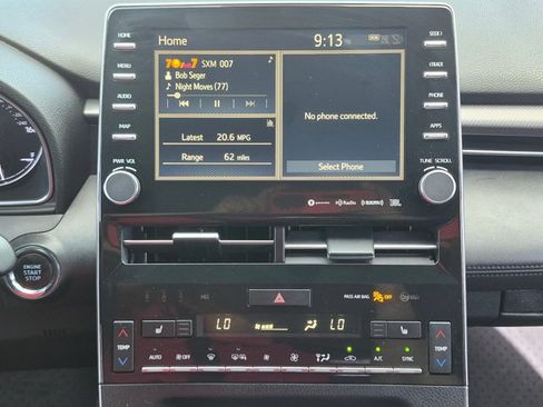 Used 2019 Toyota Avalon XSE FWD image 13