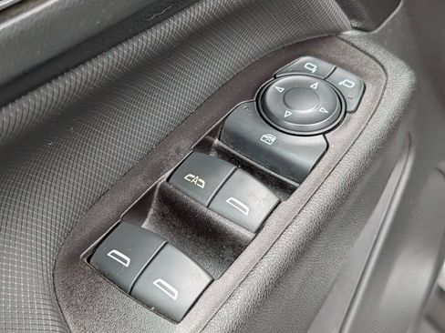 Used 2022 Chevrolet Equinox RS w/ RS Leather Package FWD image 15