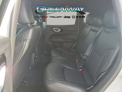 New 2026 Jeep Compass Latitude image 14