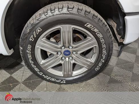Used 2018 Ford F150 XLT w/ Equipment Group 302A Luxury AWD/4WD image 40
