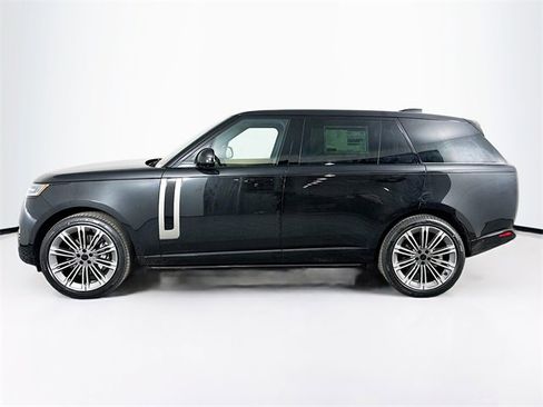 New 2026 Land Rover Range Rover Long Wheelbase SE image 8