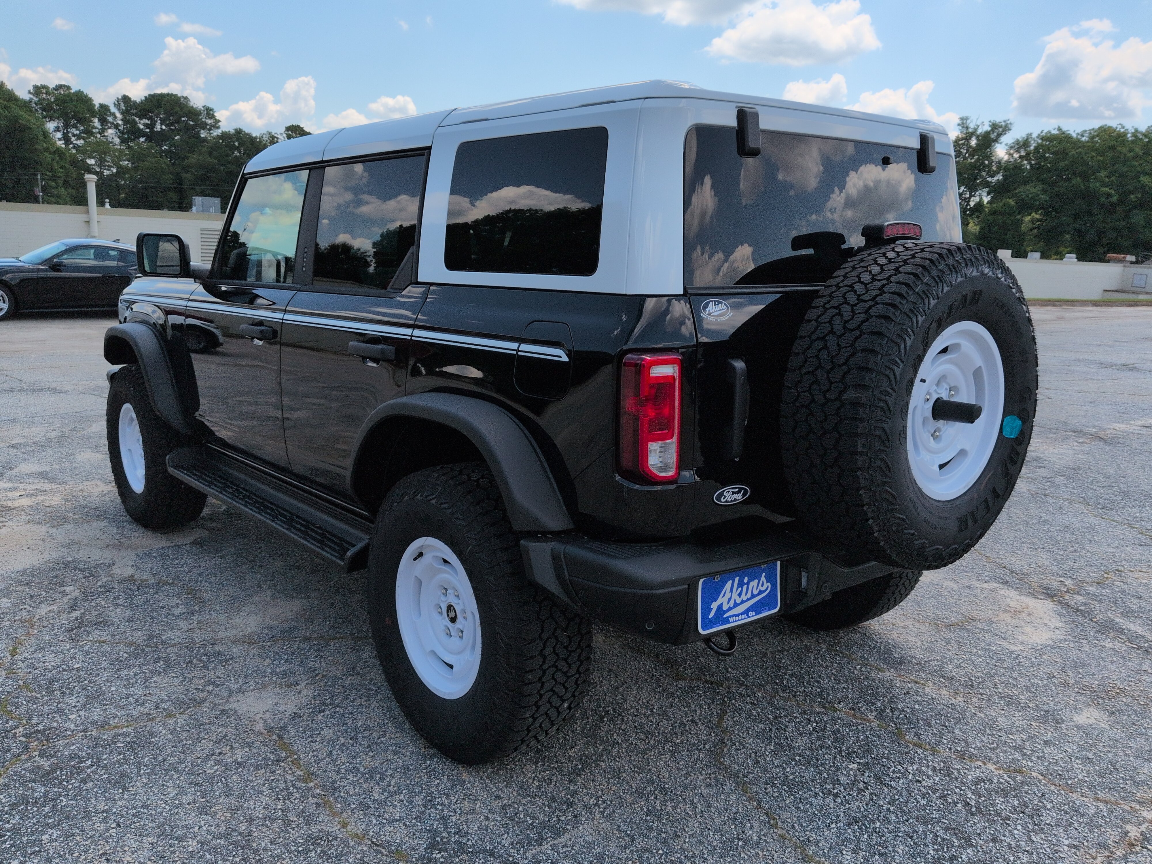 New 2026 Ford Bronco Heritage Edition AWD/4WD image 5
