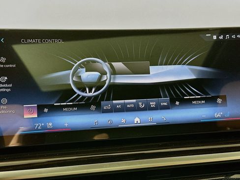 New 2027 BMW X7 xDrive40i w/ Executive Package AWD/4WD image 26