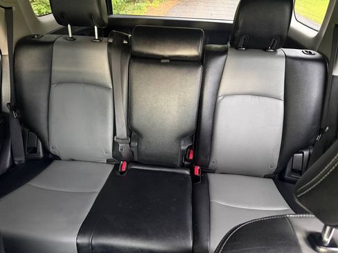 Used 2015 Toyota 4Runner SR5 Premium AWD/4WD image 6