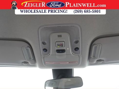 Used 2022 Toyota Prius L Eco image 29