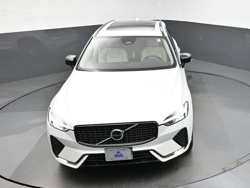 Used 2023 Volvo XC60 B5 Plus w/ Climate Package AWD/4WD image 45