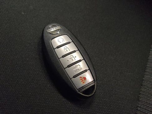 Used 2022 Nissan Sentra SV w/ All-Weather Package image 32