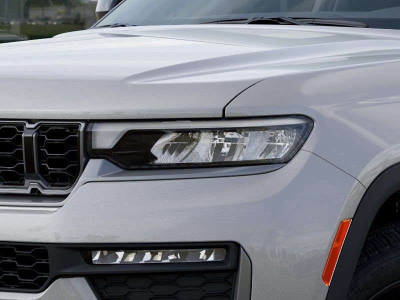 New 2026 Jeep Grand Cherokee L Limited w/ Limited Altitude Package RWD image 10