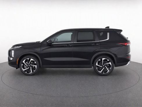 Used 2024 Mitsubishi Outlander SE FWD image 6