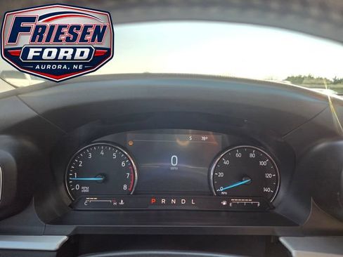 Used 2024 Ford Explorer XLT w/ Equipment Group 202A AWD/4WD image 16