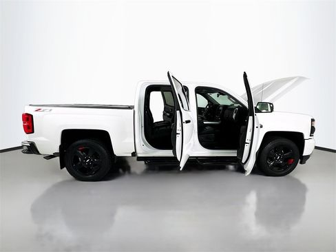 Used 2017 Chevrolet Silverado 1500 LTZ Z71 w/ Redline Edition image 29
