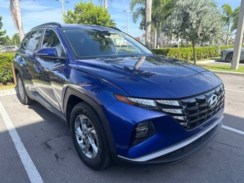 Used 2022 Hyundai Tucson SEL w/ Cargo Package FWD image 3
