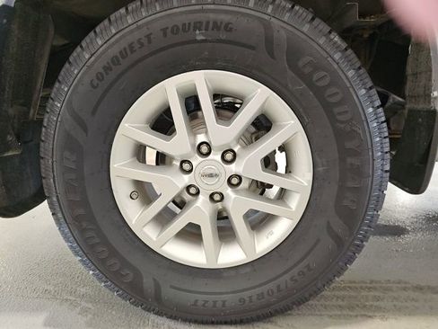 Used 2019 Nissan Frontier SV image 23
