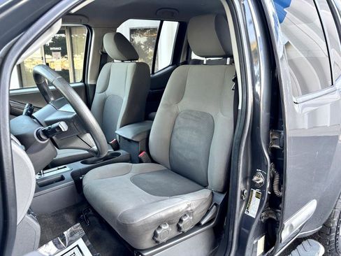 Used 2013 Nissan Xterra S image 12