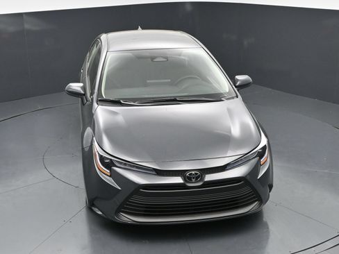 Used 2026 Toyota Corolla LE FWD image 34
