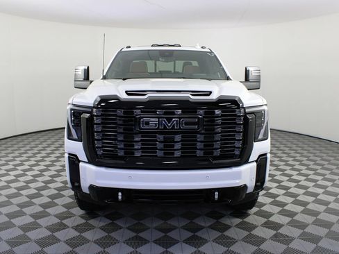 New 2026 GMC Sierra 3500 Denali Ultimate AWD/4WD image 32