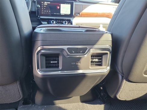 New 2026 GMC Sierra 2500 Denali Ultimate w/ Max Trailering Package image 30