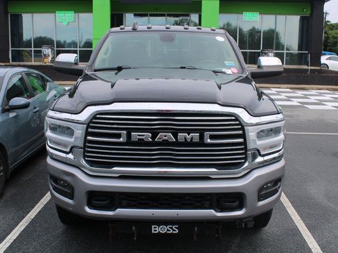 Used 2021 RAM 2500 Laramie AWD/4WD image 2