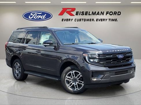 New 2025 Ford Expedition Active AWD/4WD image 1