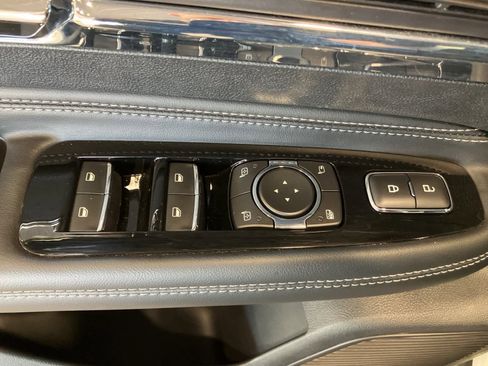 Used 2022 Lincoln Corsair Reserve w/ Equipment Group 201A image 13