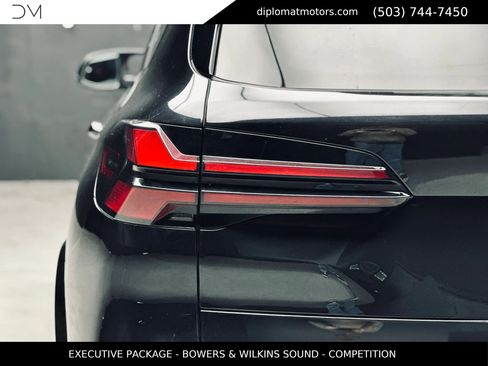 Used 2024 BMW X5 M Competition w/ Executive Package AWD/4WD image 16