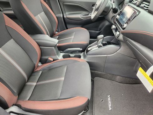 New 2025 Nissan Versa SR image 14