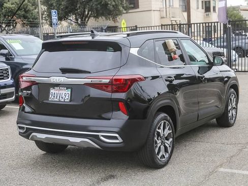Certified 2022 Kia Seltos EX AWD/4WD image 10