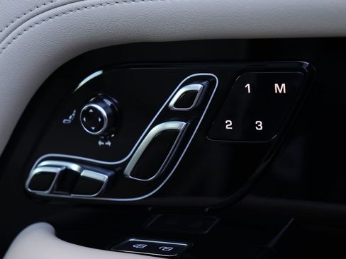 Used 2021 Land Rover Range Rover P525 Westminster Edition LWB image 52