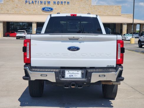 Used 2024 Ford F350 Lariat w/ Lariat Ultimate Package AWD/4WD image 8