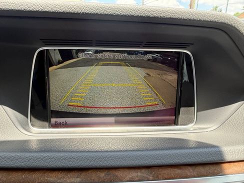 Used 2014 Mercedes-Benz E 350 Sedan image 22