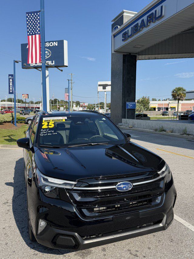Certified 2025 Subaru Forester Touring AWD/4WD image 1
