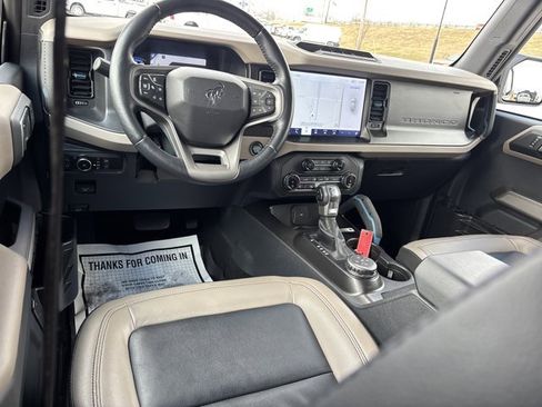 Used 2022 Ford Bronco Wildtrak image 17