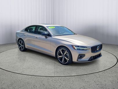 New 2024 Volvo S60 B5 Core
