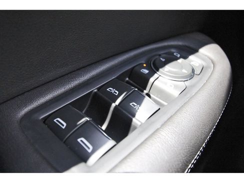 Used 2022 Cadillac XT5 Premium Luxury FWD image 20