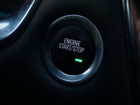 Certified 2023 Chevrolet Traverse LT image 19