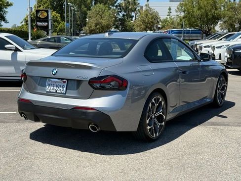 Used 2025 BMW 230i Coupe w/ Convenience Package RWD image 8
