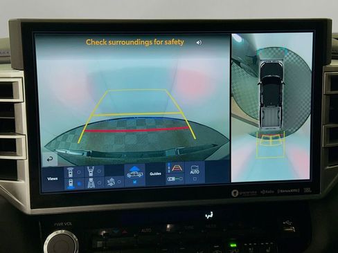 Used 2023 Toyota Tundra Platinum image 14