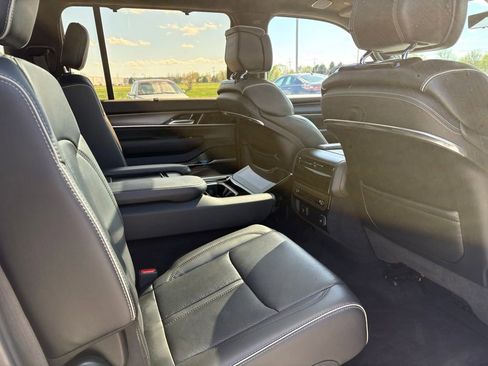 Used 2023 Jeep Grand Wagoneer Series II w/ Quick Order Packagew 28T AWD/4WD image 13